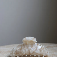 Hair Clip Large Nacar Beige